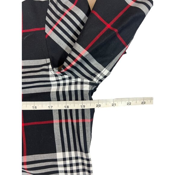 Gold Label Investments Women's Black Plaid Buttoned Down Top - Picture 4 of 6